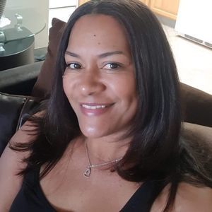 Meet your Posher, Ada